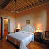 Self-catering vacation apartments in Tuscany :: Villa and Fattoria di Catignano