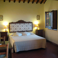 Self-catering vacation apartments in Tuscany :: Villa and Fattoria di Catignano