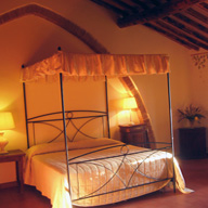 Self-catering vacation apartments in Tuscany :: Villa and Fattoria di Catignano